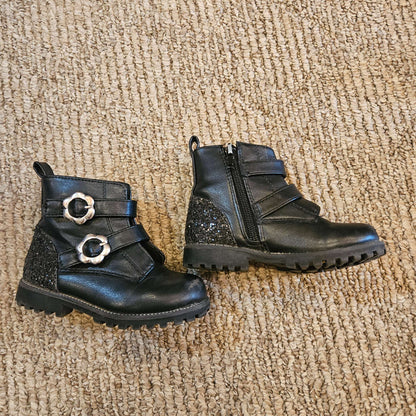 Girls sparkly boots size 8, Shoes 8 (Toddler:2-4yr)