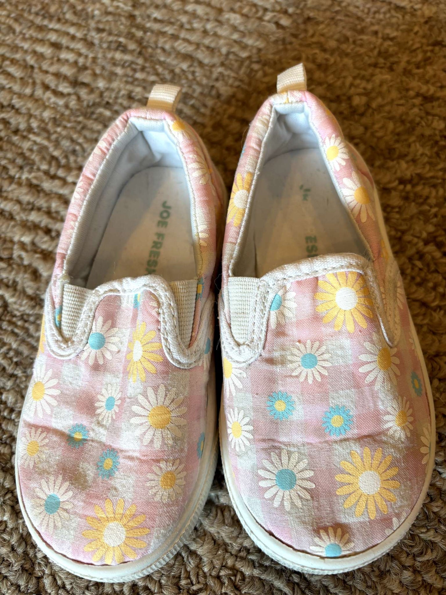 Girls slip on shoes size 7, Shoes 7 (Walkers:12-24 mth)