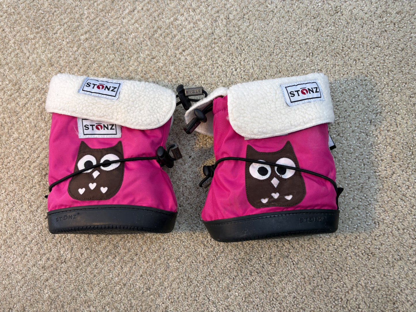 Stonz boots with liner size medium, Shoes 4 (Baby: 0-12 mth)
