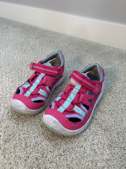 Stride rite Velcro solid sandals  7.5, Shoes 7.5 (Toddler:2-4yr)