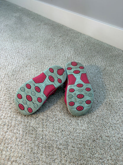 Stride rite Velcro solid sandals  7.5, Shoes 7.5 (Toddler:2-4yr)