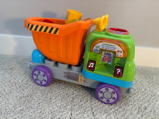 French version: leapbuilders store and go dump truck
