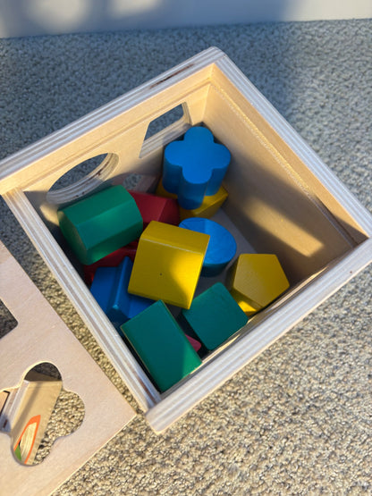 Baby toy bundle: shape sorter and maze