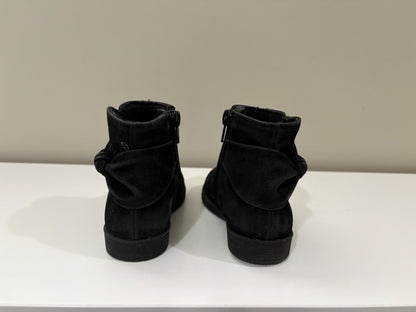 Cute black dress booties size 8, Shoes 8 (Toddler:2-4yr)