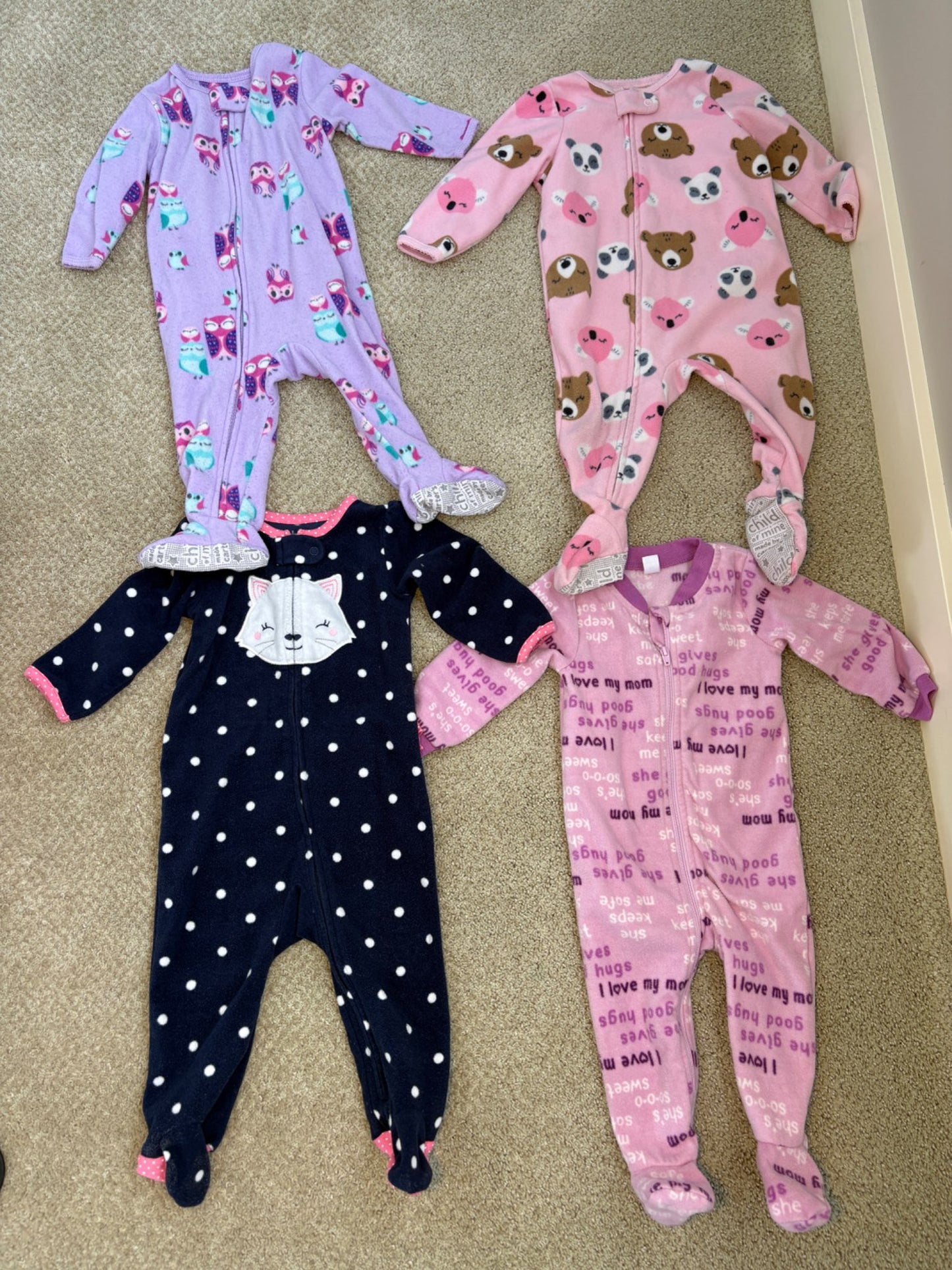 Bundle of 4 fleece zip Pajamas 6-9 months , Kids 9 Month (6-9M)