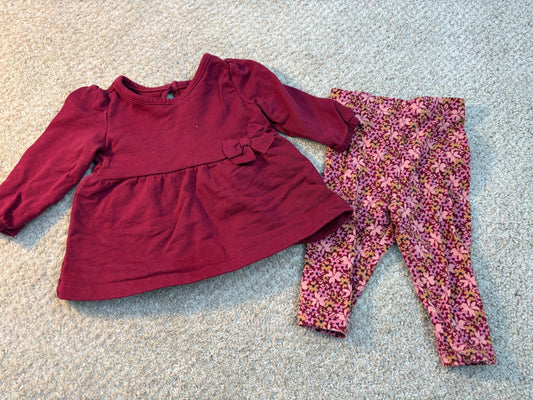 Burgundy flowy shirt and pant set 0-3 months, Kids 3 Month (0-3M)