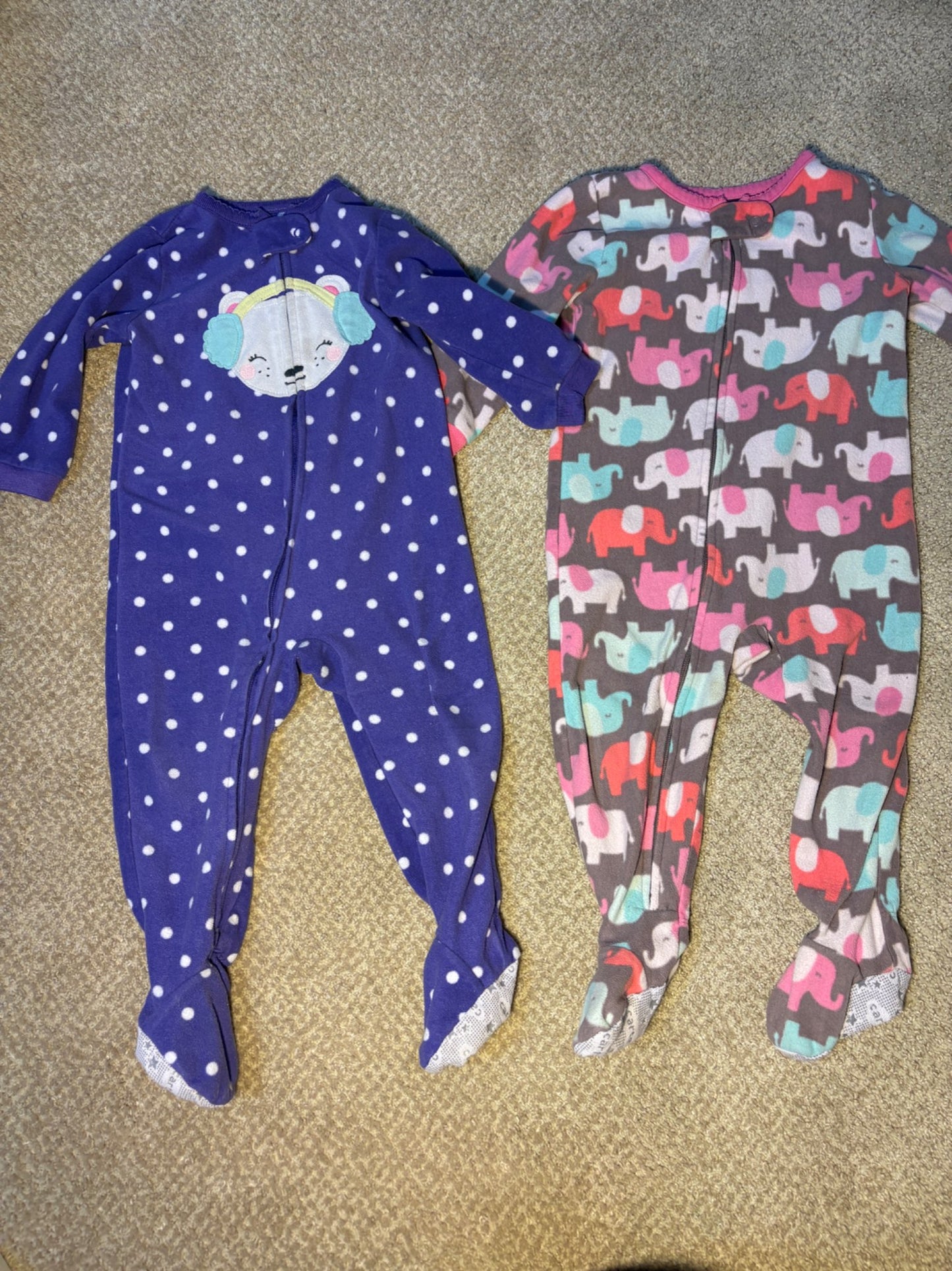 Bundle of two fleece Pajamas 18 months , Kids 18 Month (12-18M)