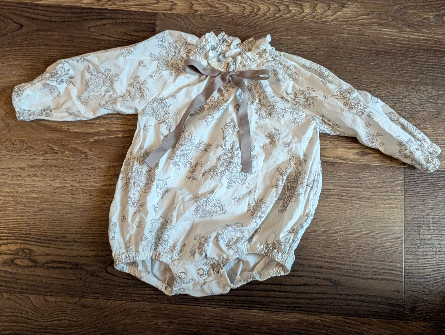 Preppy 12M baby girl shirt-bodysuit bundle, Kids 12 Month (9-12M)