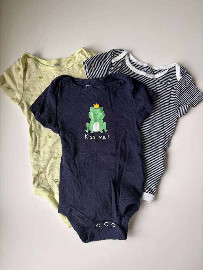 Joe Fresh T-Shirt Onesies Bundle 6-9m, Kids 9 Month (6-9M)