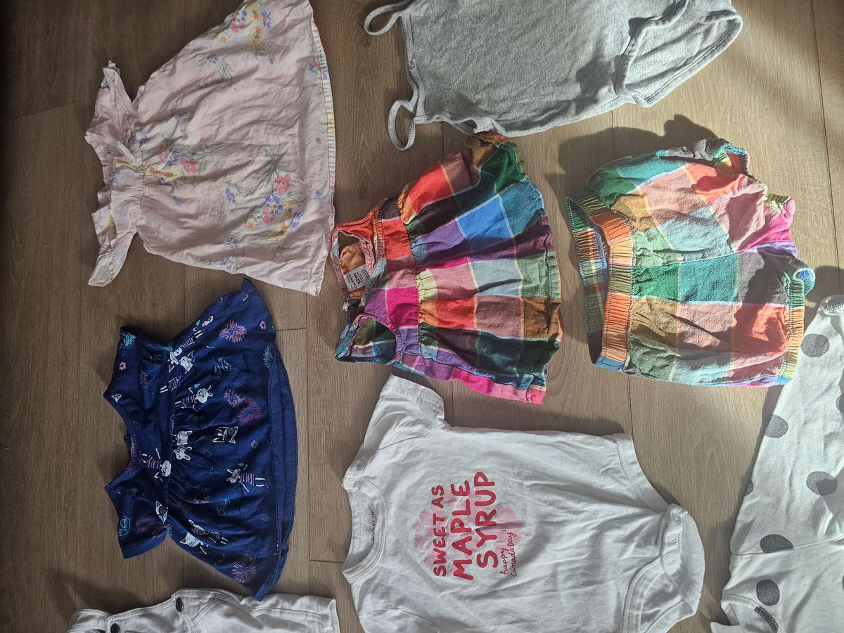Baby girl 6-12 months GAP H&M Carters & other bundle, Kids 12 Month (9-12M)