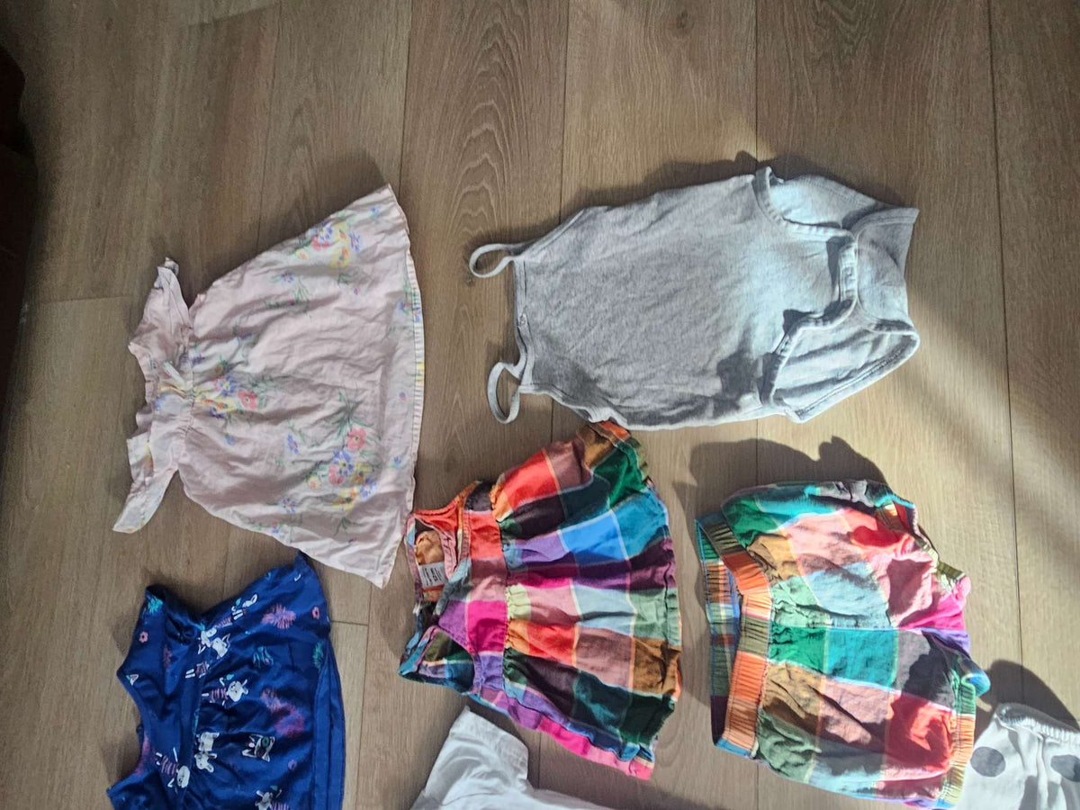 Baby girl 6-12 months GAP H&M Carters & other bundle, Kids 12 Month (9-12M)