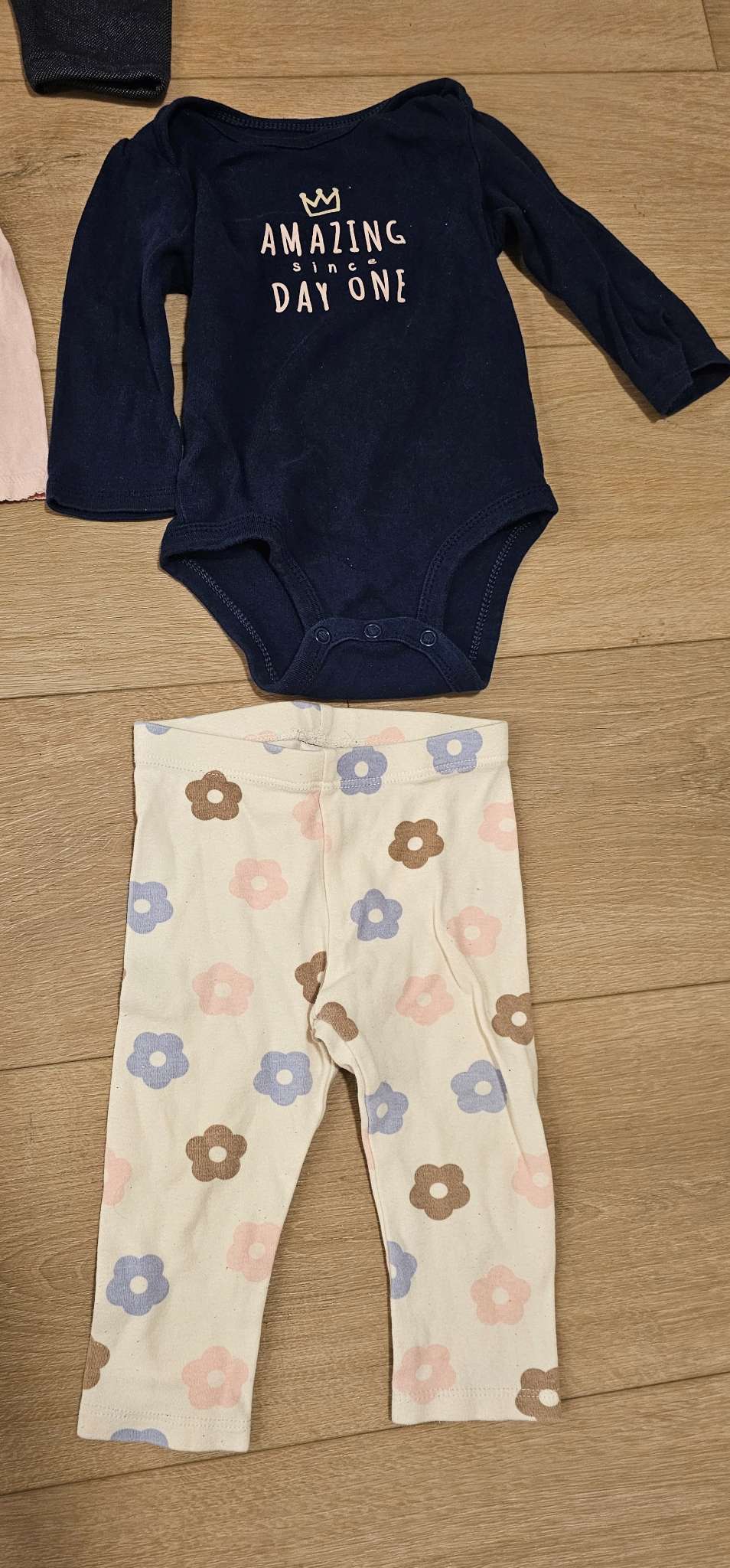 Baby Outfits top & bottoms, Kids 12 Month (9-12M)