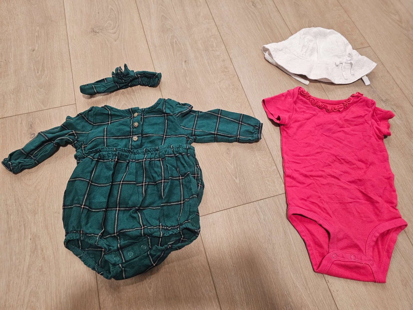 Baby Outfits bundle, Kids 6 Month (3-6M)