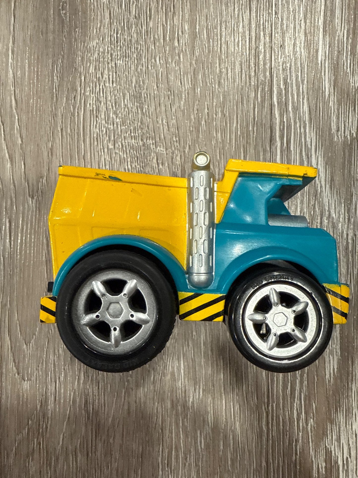 Kid toy and accessory bundle- mermaid, car and hair scrunchie