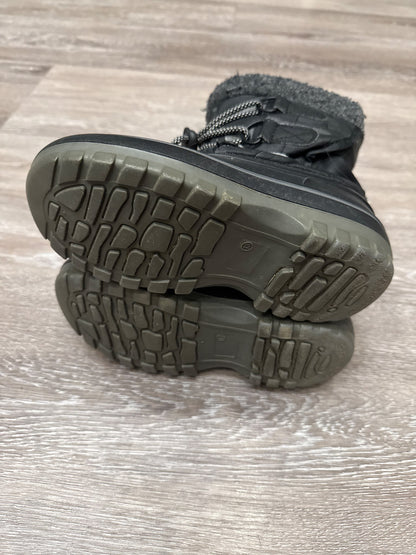 Size Thirteen boys Thinsulate boots- some wear, Shoes 13 (Kids:4-8yr)