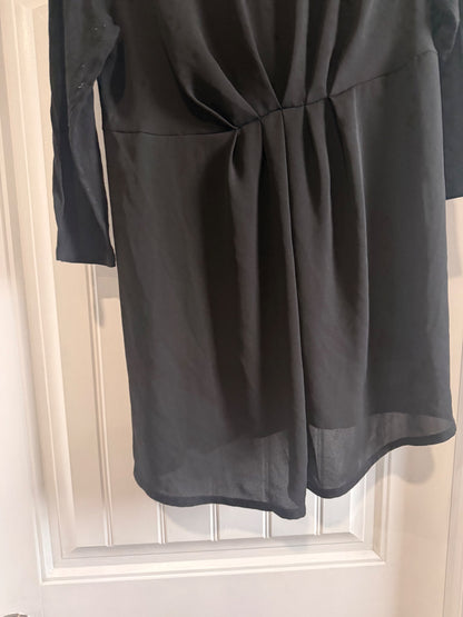 Liz Lange Partially Sheer material maternity top Size Small, Maternity S (4-6)