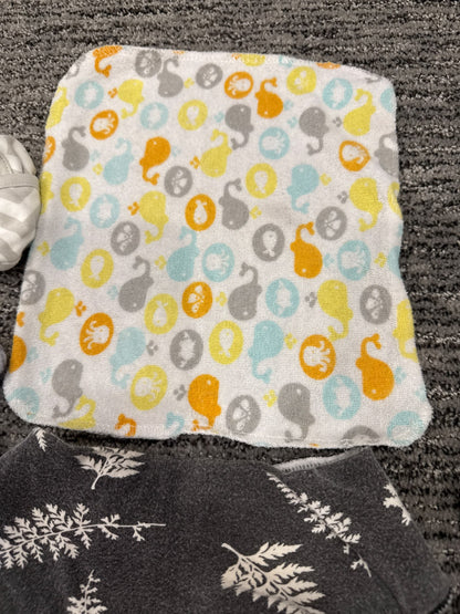 Baby foot, hand, bib and cloth set, Shoes 1.5 (Baby: 0-12 mth)
