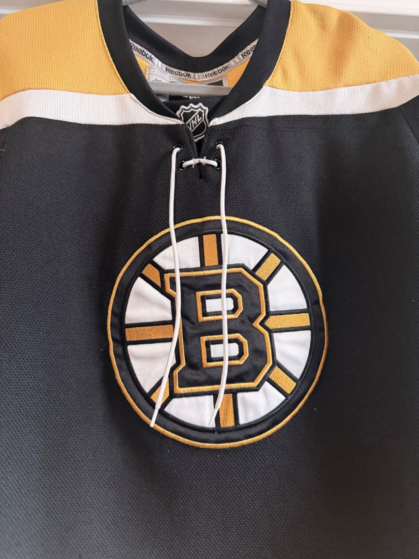 Boston Bruins Youth L/XL Hockey Jersey, Kids 16