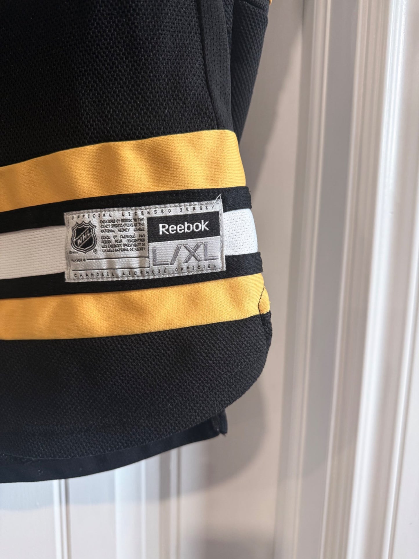 Boston Bruins Youth L/XL Hockey Jersey, Kids 16