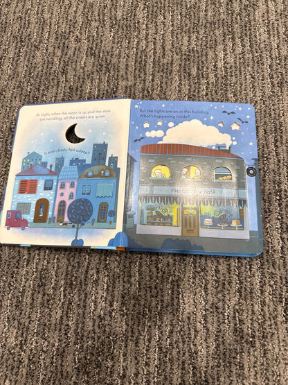 Usborne peep inside Night Time