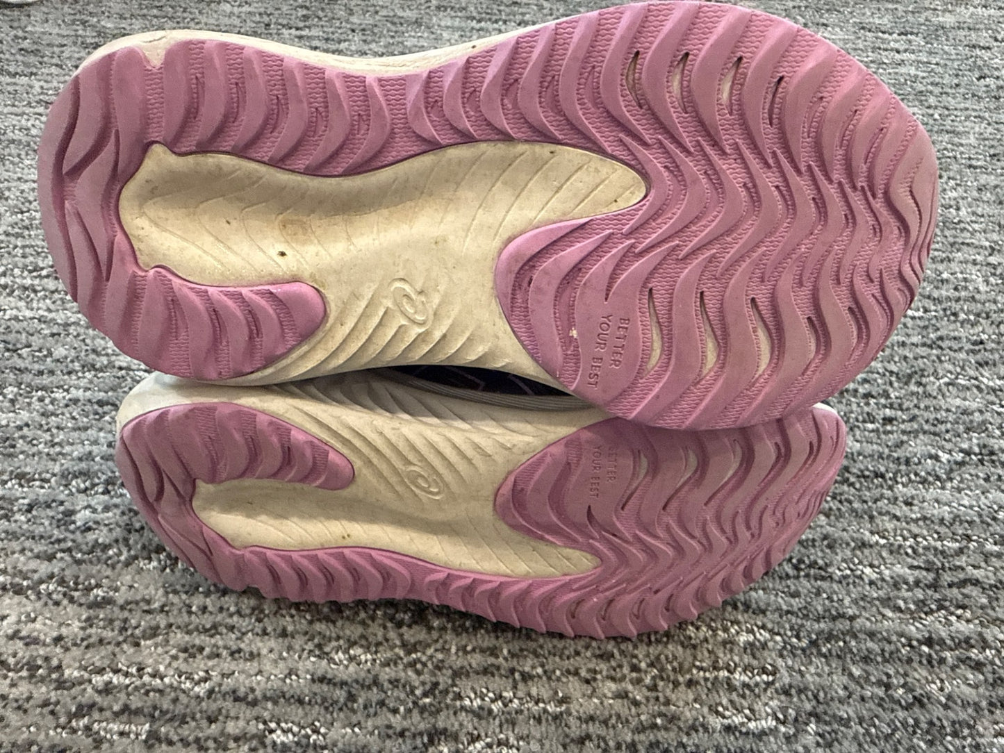 ASICS Girls Running Shoes- Very Good Used Condition, Shoes 13 (Kids:4-8yr)