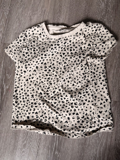 Four Girls 6-7 tops, Kids 6/6X