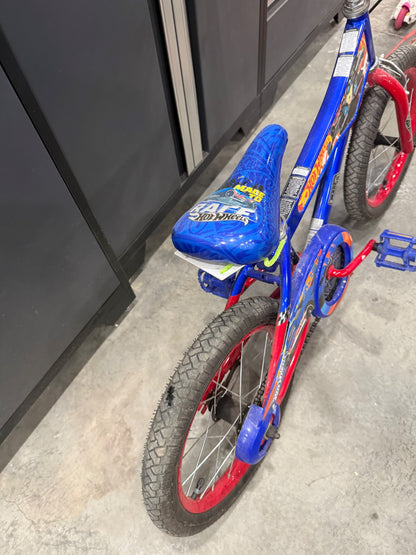 Boys bike from Canadian Tire