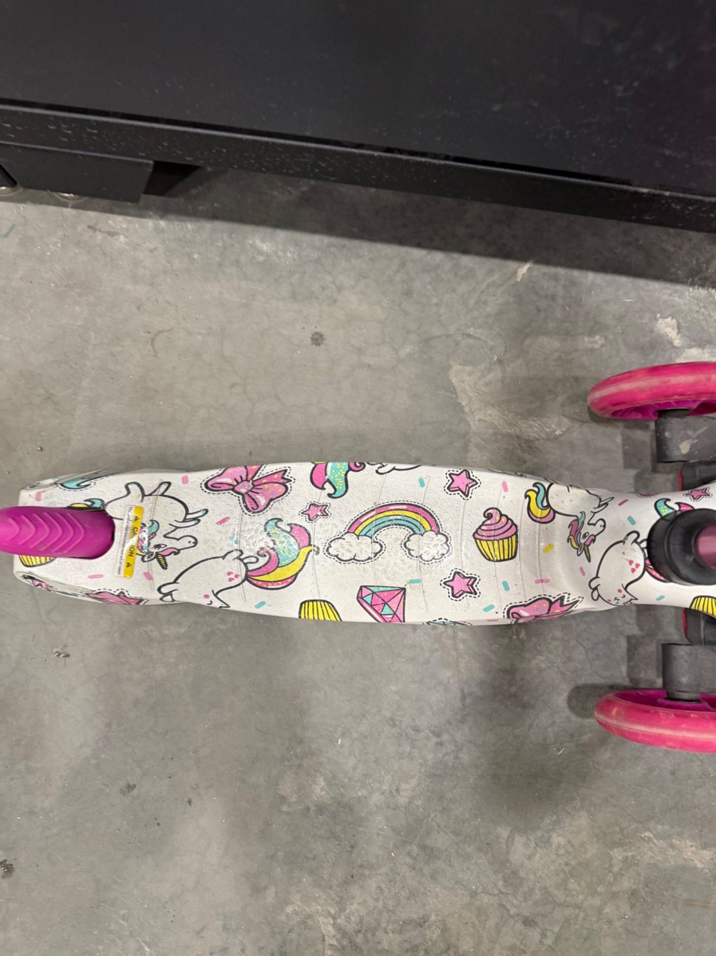 Girls three wheeler scooter