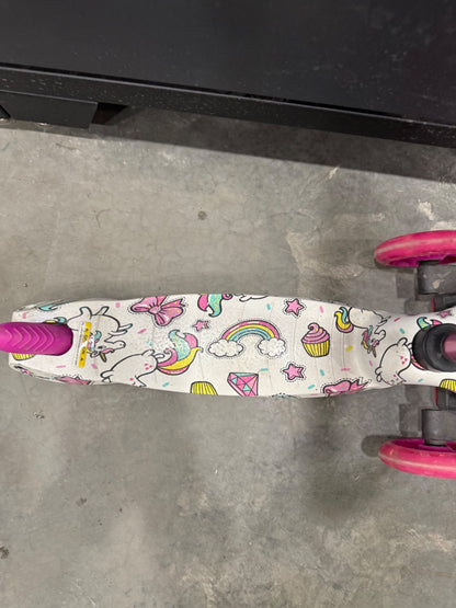 Girls three wheeler scooter
