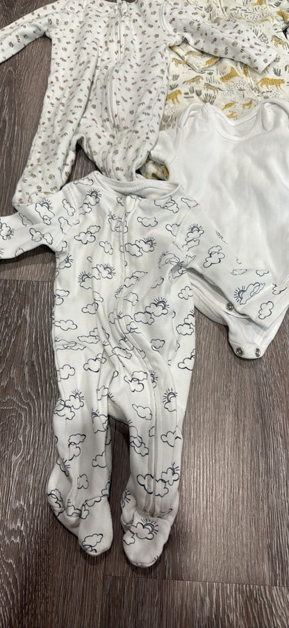 Newborn onesies and pants by John Lewis and Partners, Kids Newborn