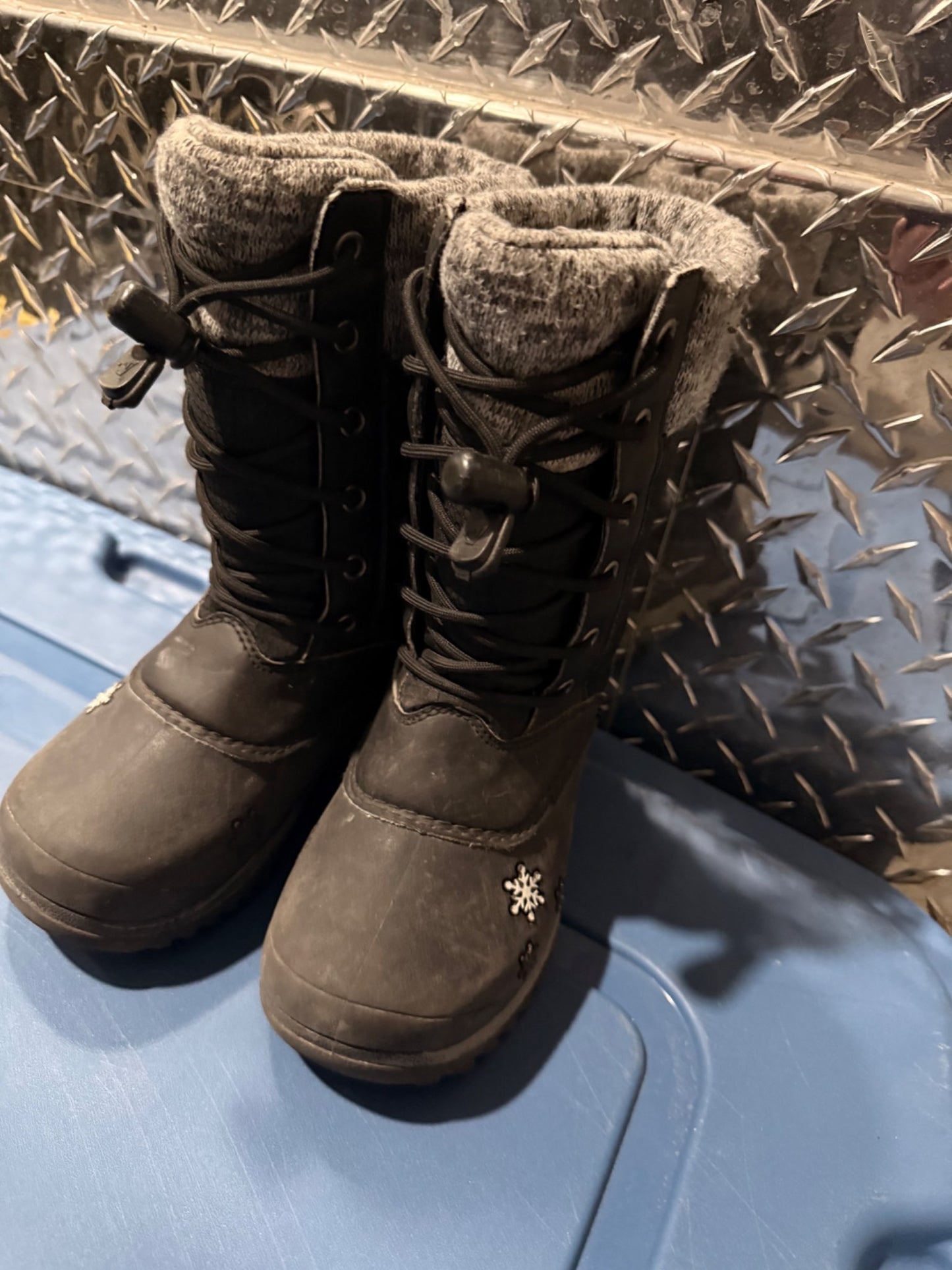 Baffin Polar Proven Winter boots Size 12, Shoes 12 (Toddler:2-4yr)