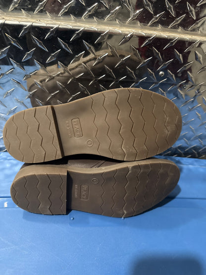 MSRP $44.95 Canadian New The Children’s Place boys booties, Shoes 6 (Walkers:12-24 mth)