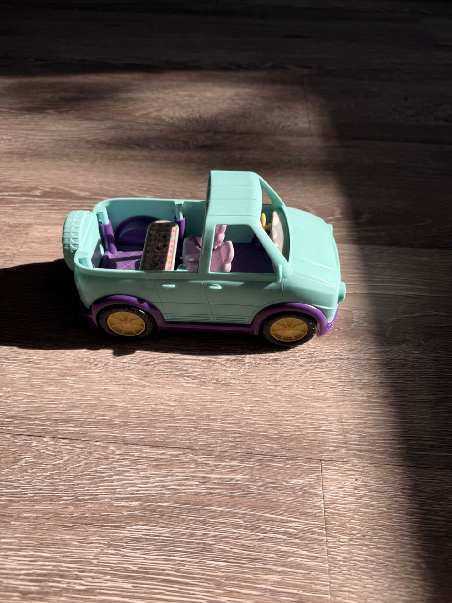 Polly Pocket Vehicle