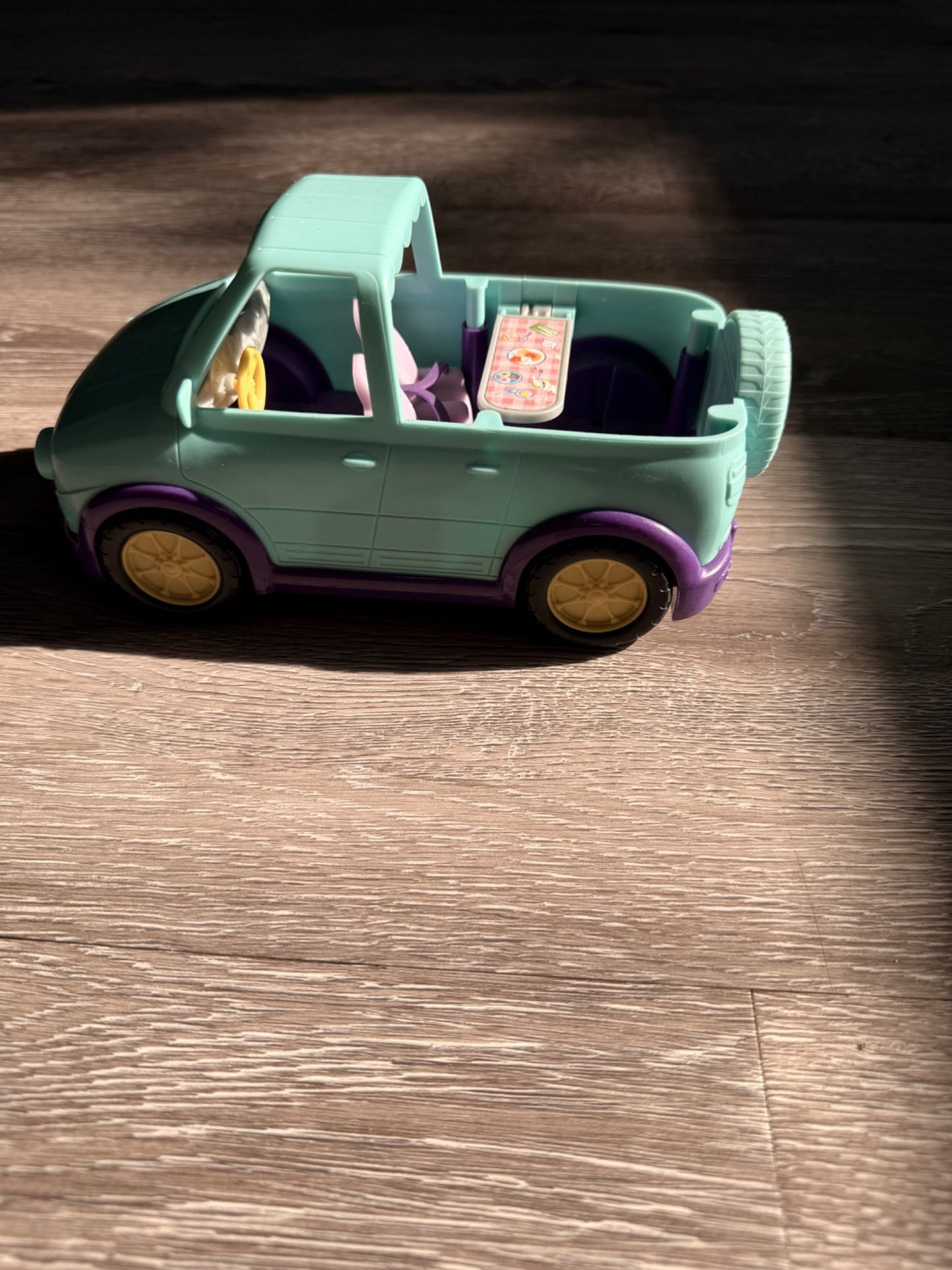 Polly Pocket Vehicle