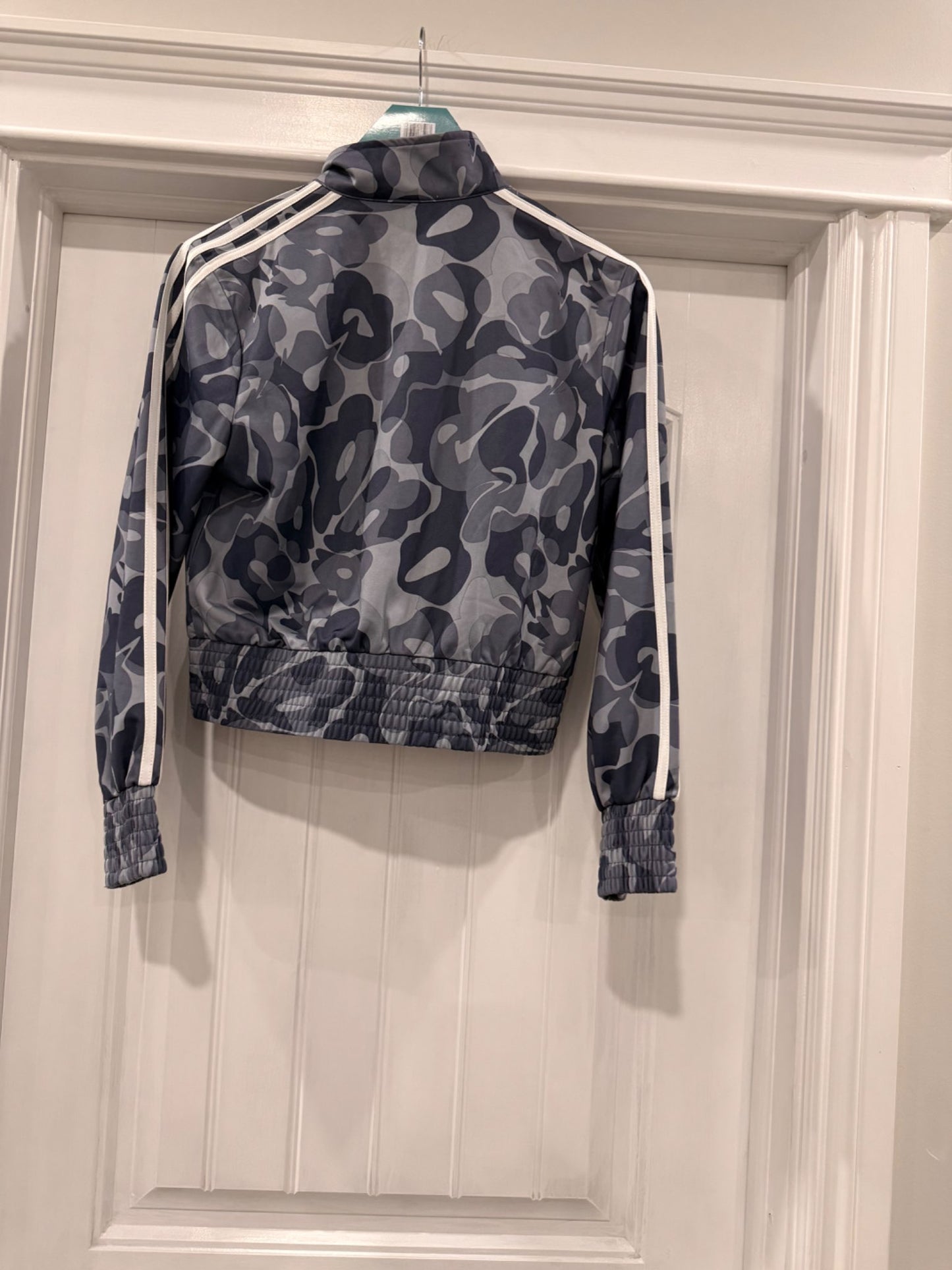 Adidas New With Tags blue Camouflage jacket, Kids 16