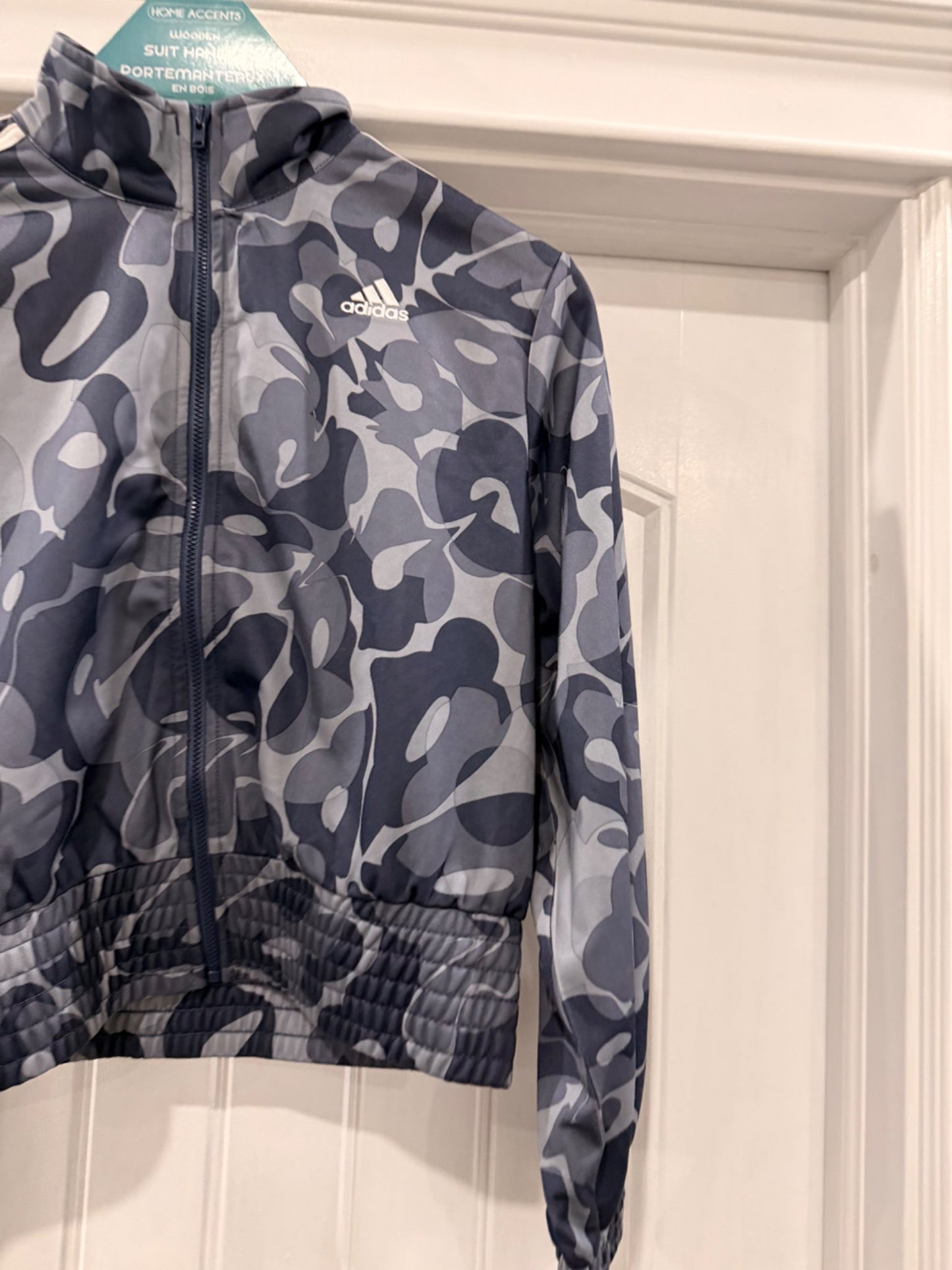 Adidas New With Tags blue Camouflage jacket, Kids 16
