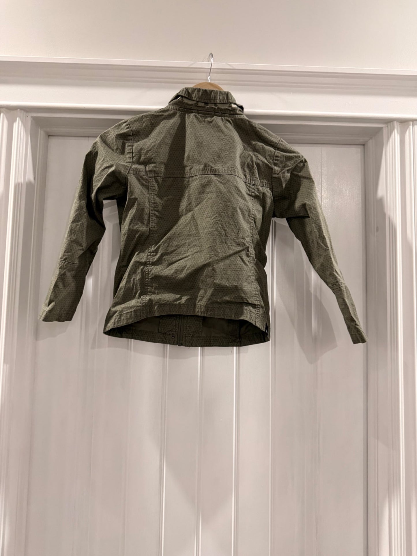 Bench kids jacket size 7-8 could fit smaller, Kids 7