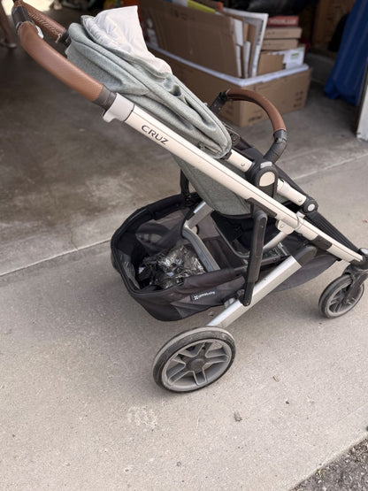 Uppababy Cruz Stroller