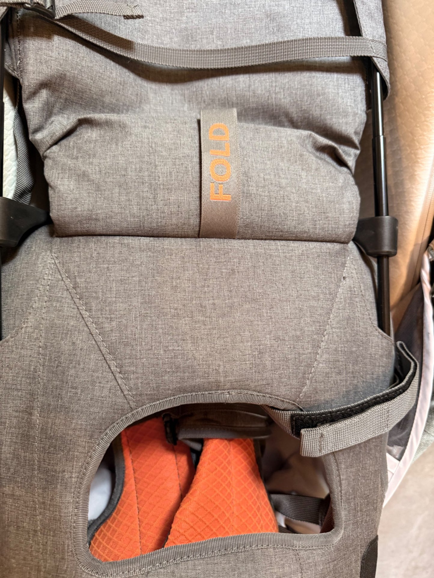 Minimez Hiking Baby Carrier
