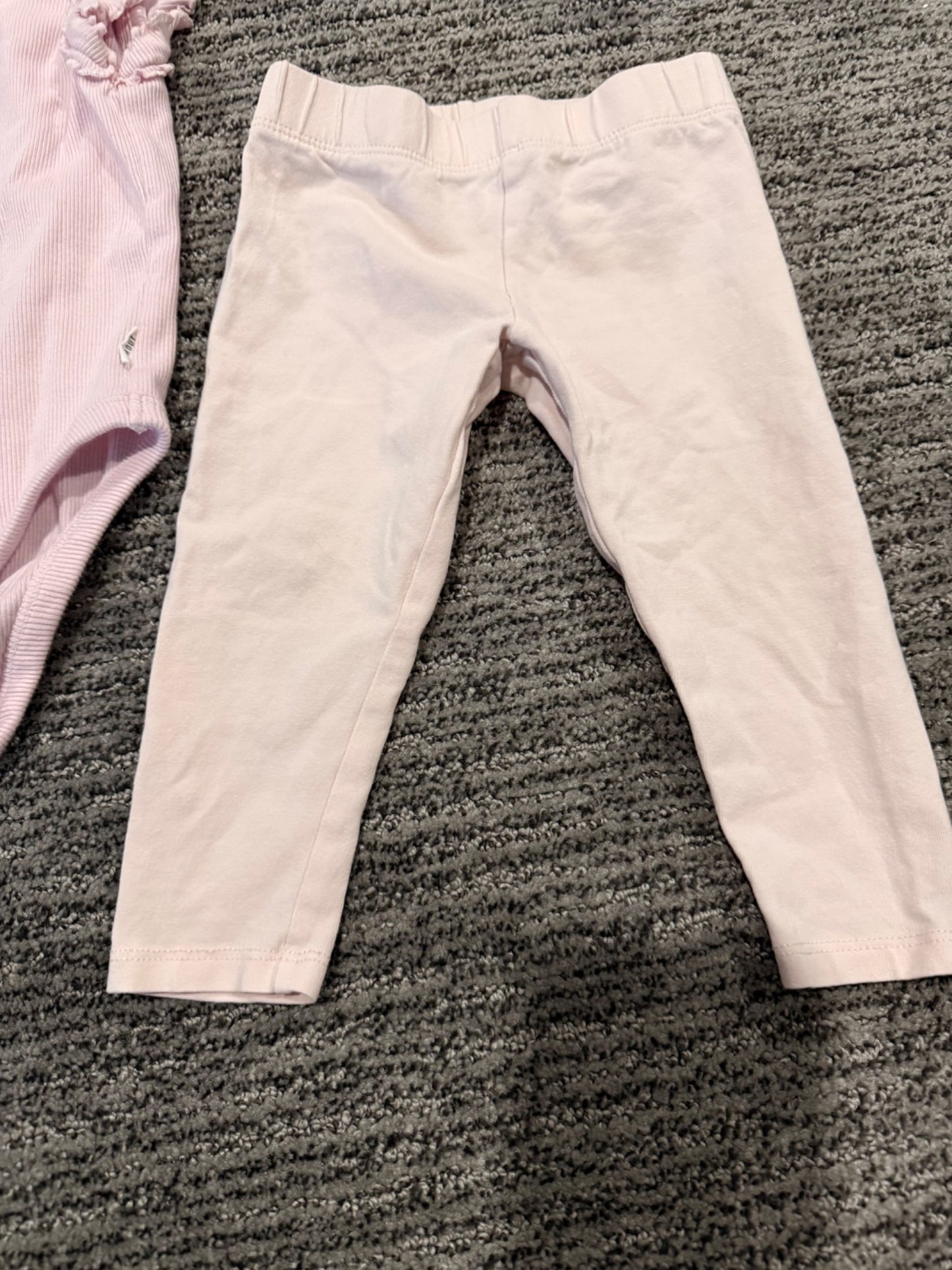 Size 1 pink girls bundle, Kids 12 Month (9-12M)