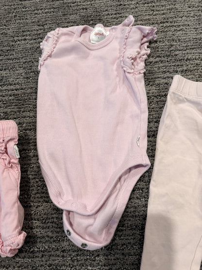 Size 1 pink girls bundle, Kids 12 Month (9-12M)