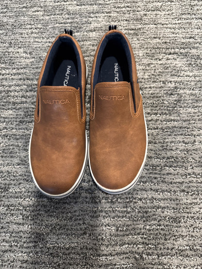 U.S. Size 5 Nautical slip in shoes