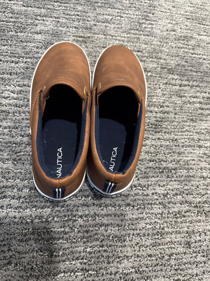 U.S. Size 5 Nautical slip in shoes