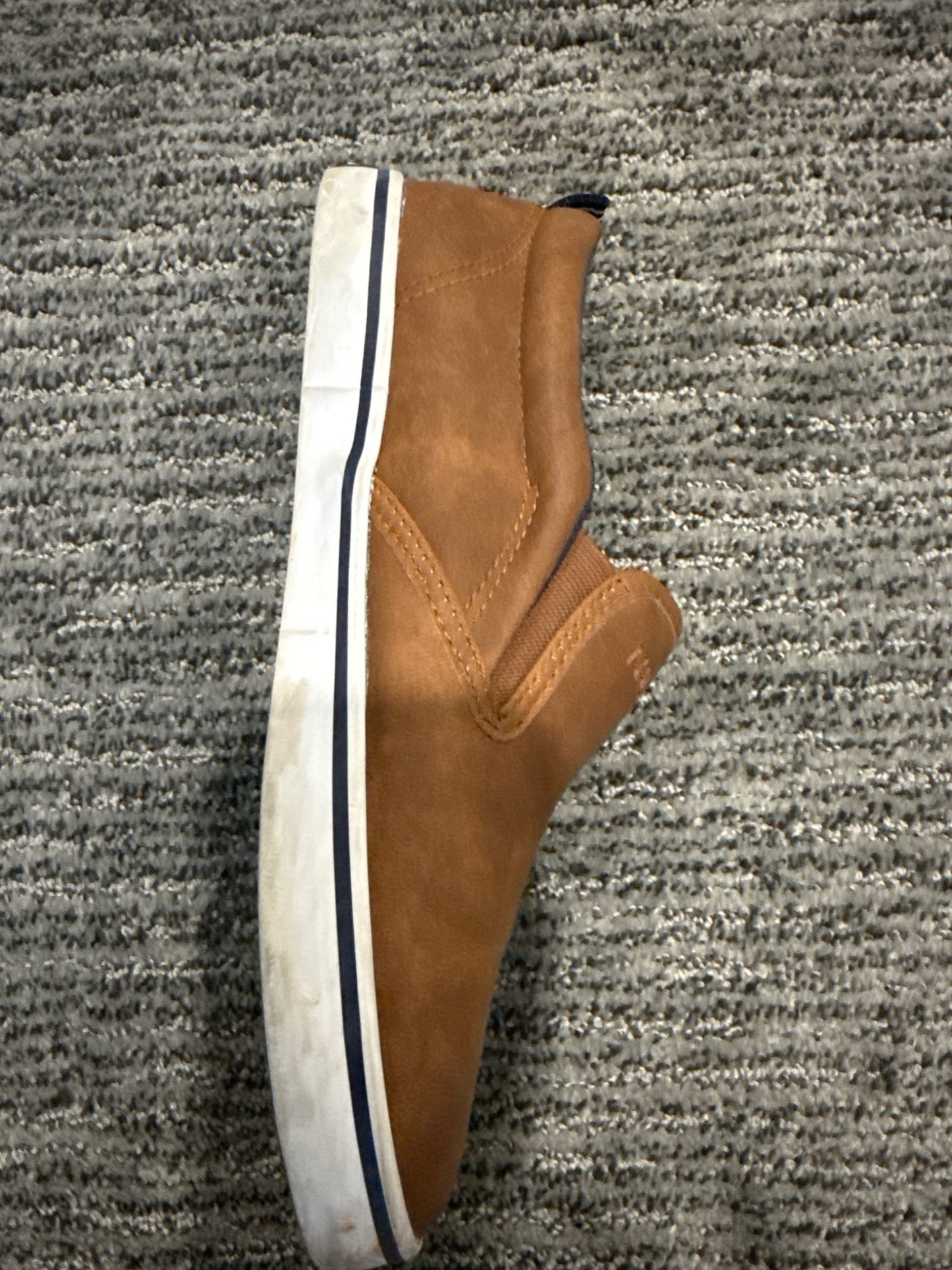 U.S. Size 5 Nautical slip in shoes
