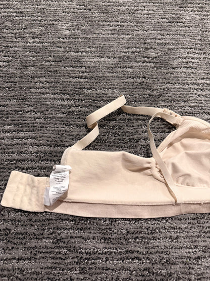 Medela nursing bra, Size large but could fit smaller, Maternity L (12-14)