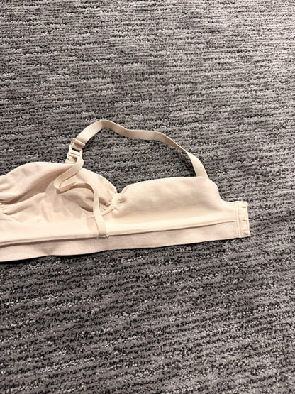 Medela nursing bra, Size large but could fit smaller, Maternity L (12-14)