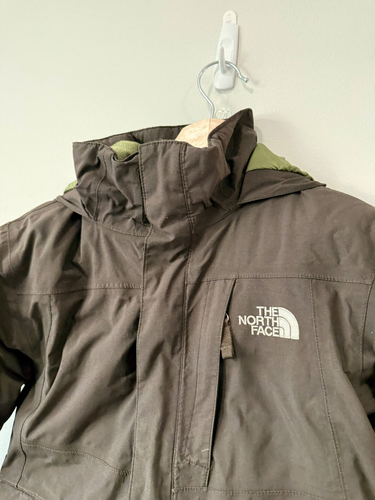 North Face kids approximately size 12 ski jacket, Kids 12
