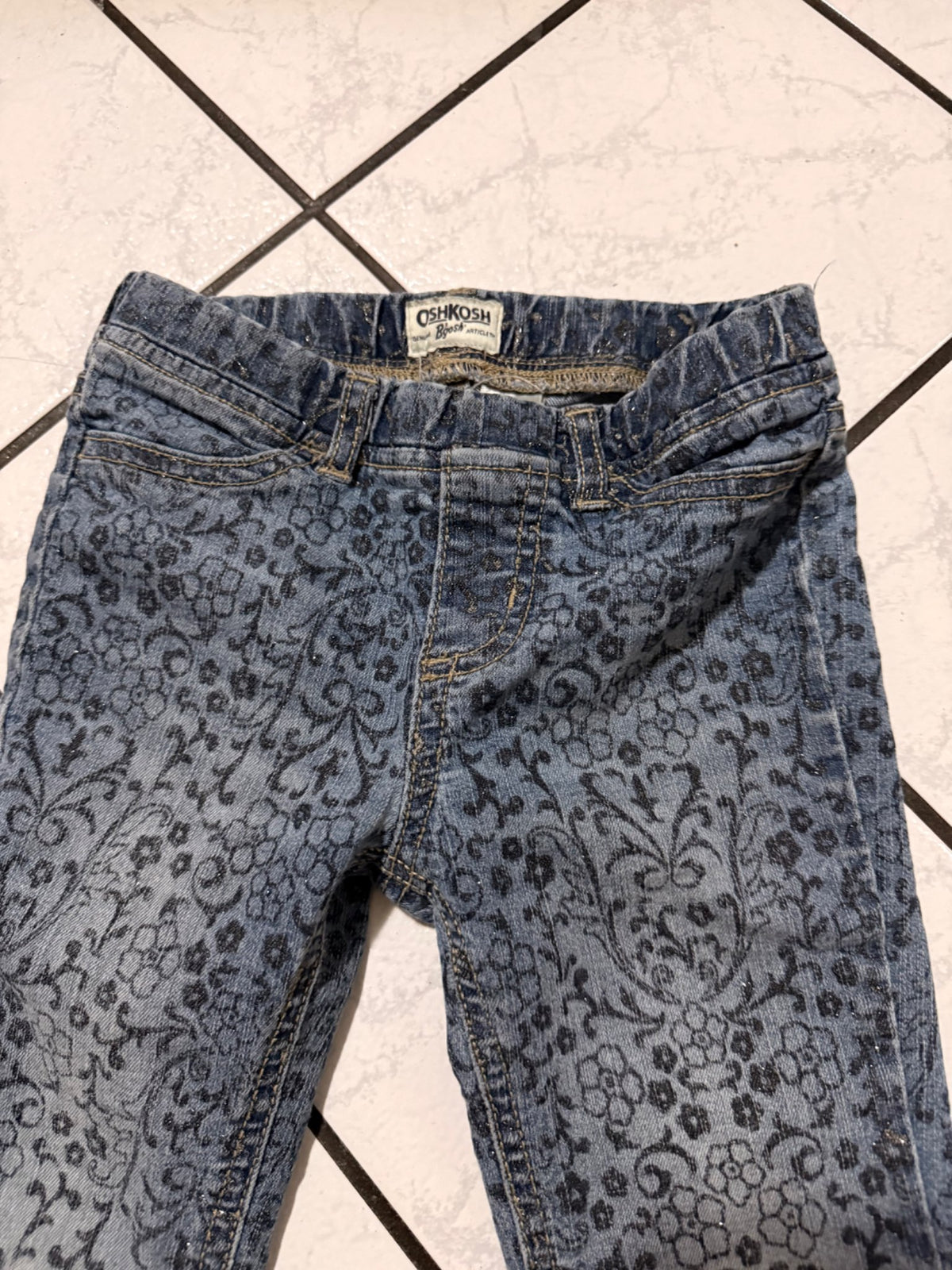 Osh Kosh floral sparkled denim size 6, Kids 6/6X