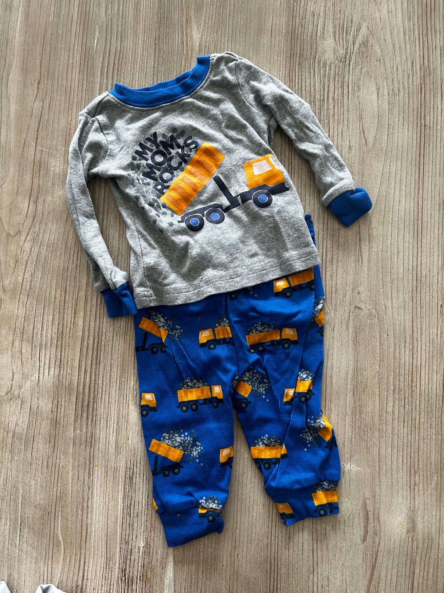 Truck pjs, Kids 3 Month (0-3M)