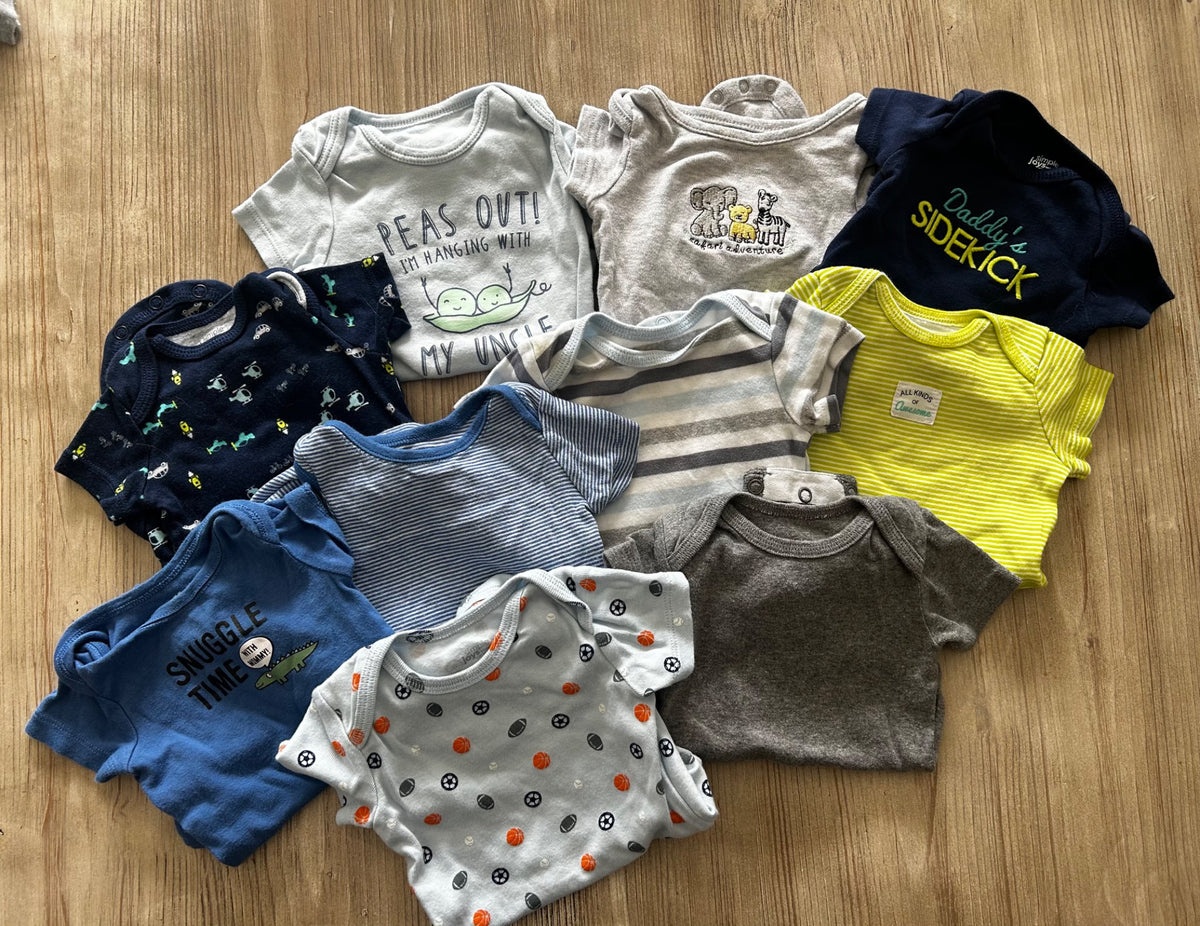 Tshirt onesie bundle , Kids 3 Month (0-3M)